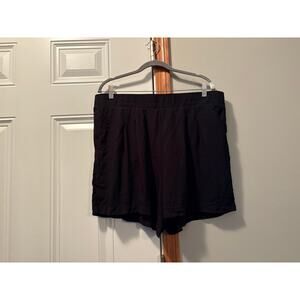 Torrid women’s shorts black size 2 (2X)